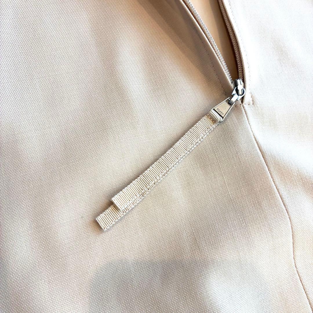 美品♡フォクシー　袖フリル襟つきワンピース ベージュ　38