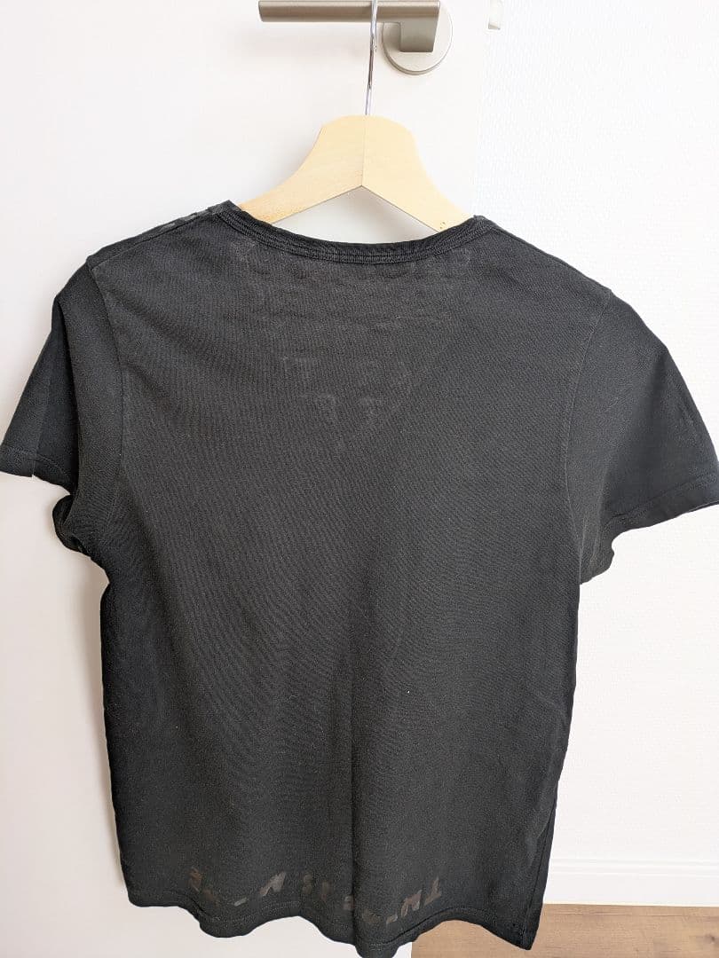 Martin MargielaエイズTシャツ（ブラック×ブラック / Sサイズ）