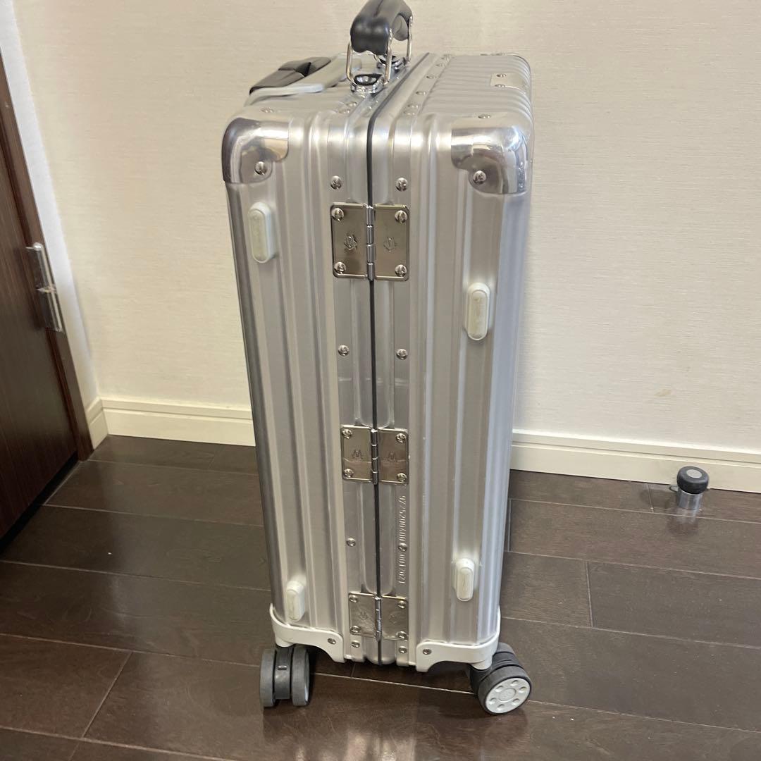 【訳あり】リモワ　RIMOWAアルミニウム製　機内持込　シルバーキャリーカート