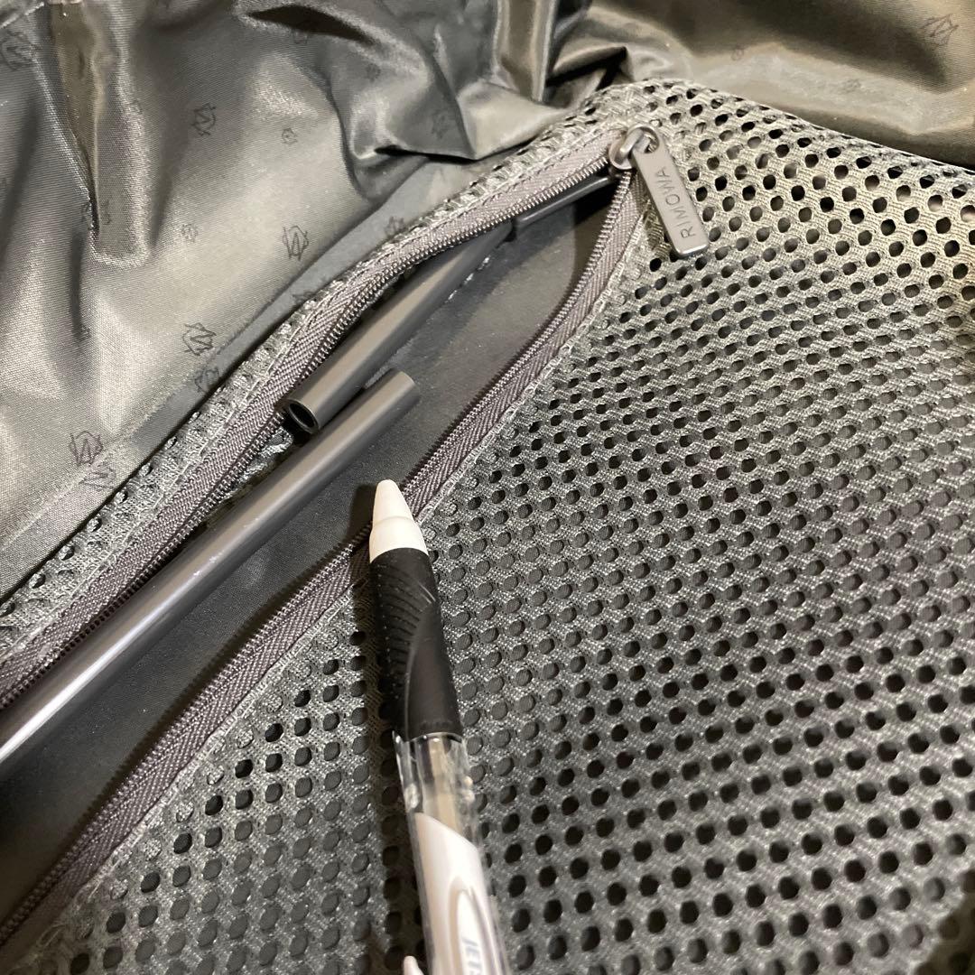 【訳あり】リモワ　RIMOWAアルミニウム製　機内持込　シルバーキャリーカート