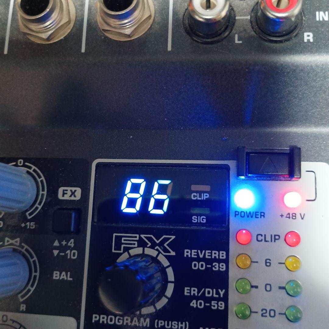 訳あり BEHRINGER XENYX 1002FX アナログミキサー