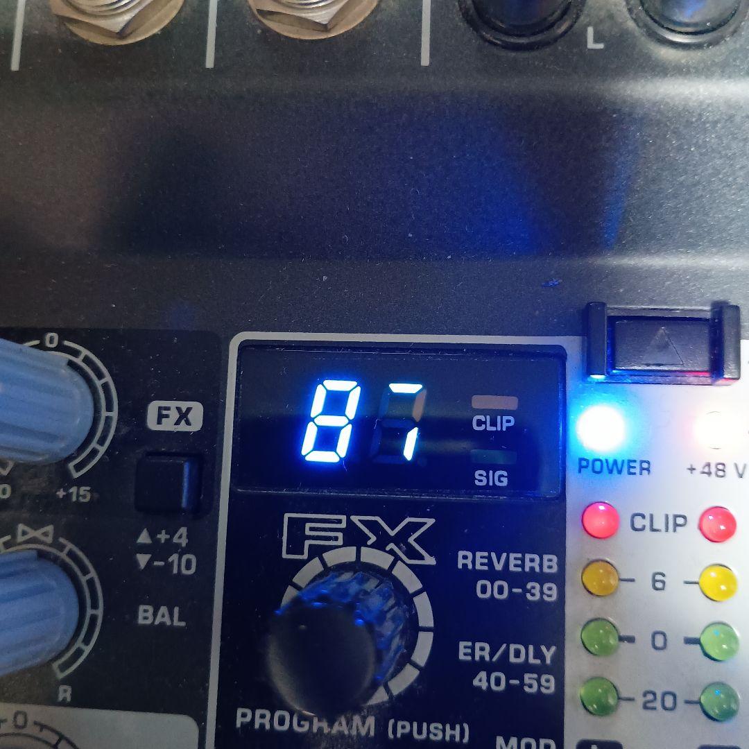 訳あり BEHRINGER XENYX 1002FX アナログミキサー