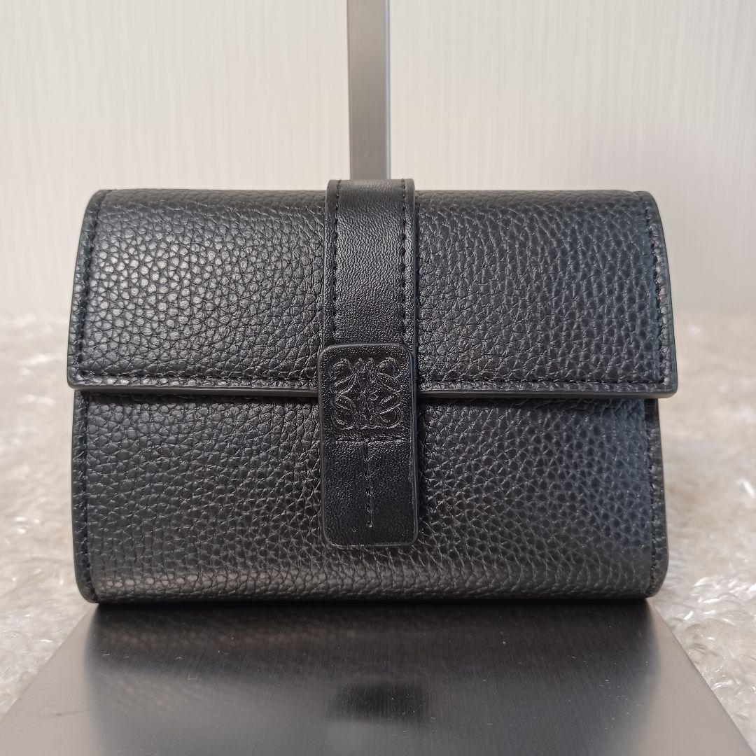 ✨極美品✨現行　ロエベ　バーティカル ウォレット スモール　三つ折り財布　黒