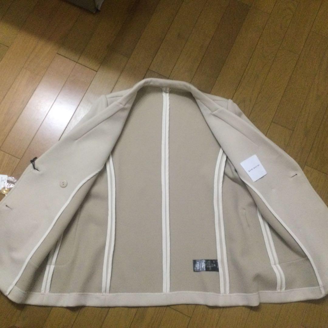 新品未使用　カランシエル　ジャージーテーラードダブルジャケット　ベージュ
