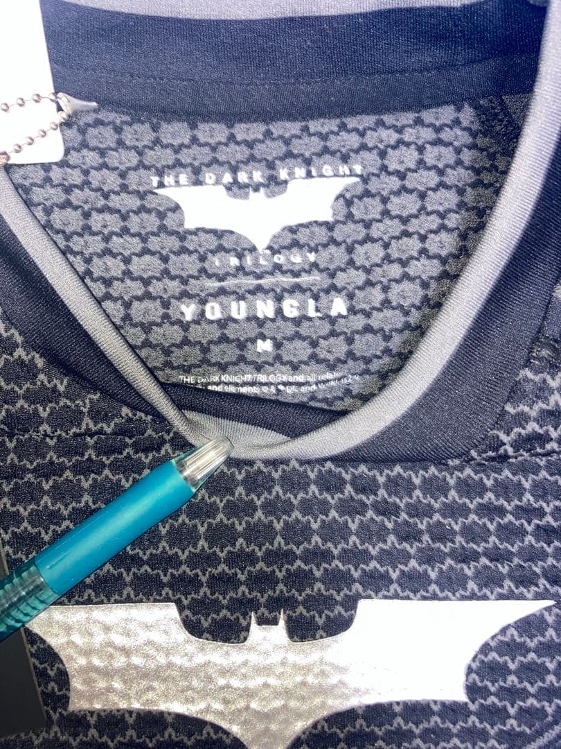 ジ*ン様 新品未使用 × Batman コンプレッションT ブラッ