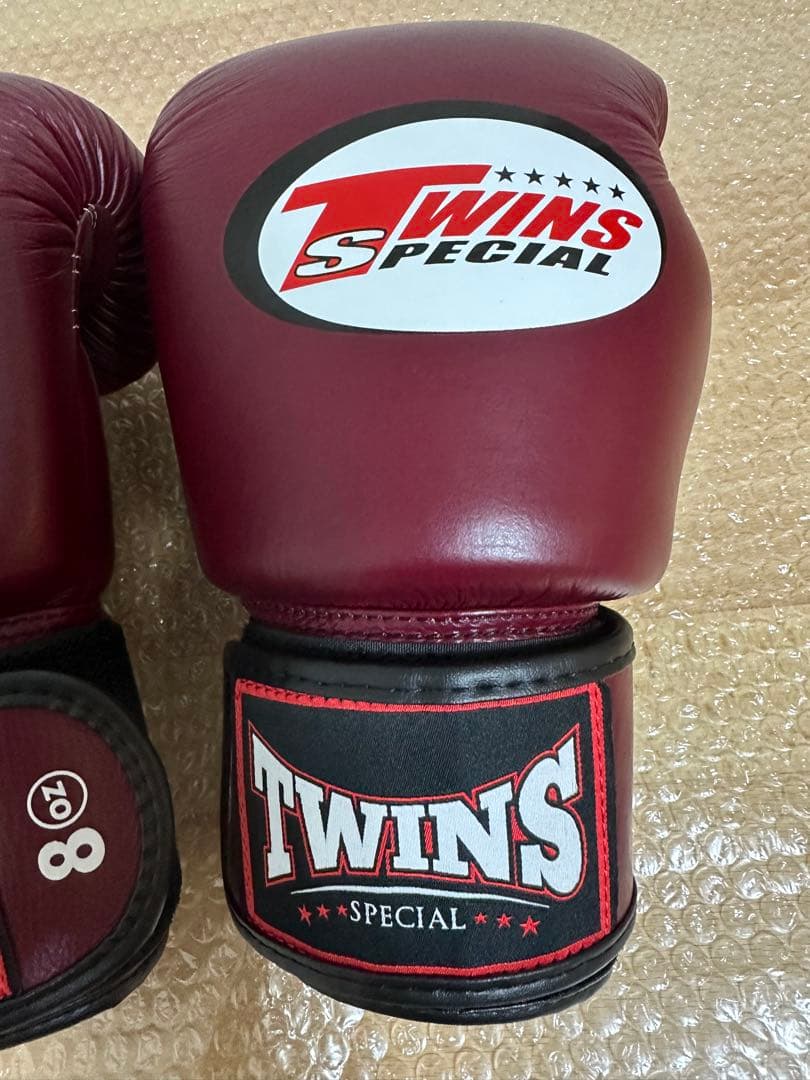 TWINS SPECIAL ボクシンググローブ ワインレッド　8オンス
