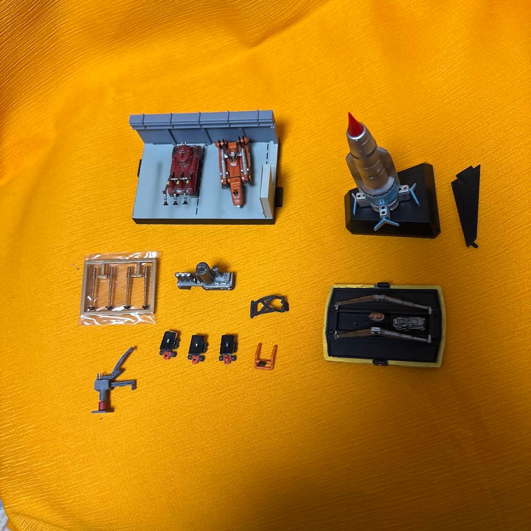 サンダーバードフィギュアいろいろ15セット＋部品等　※要商品説明確認