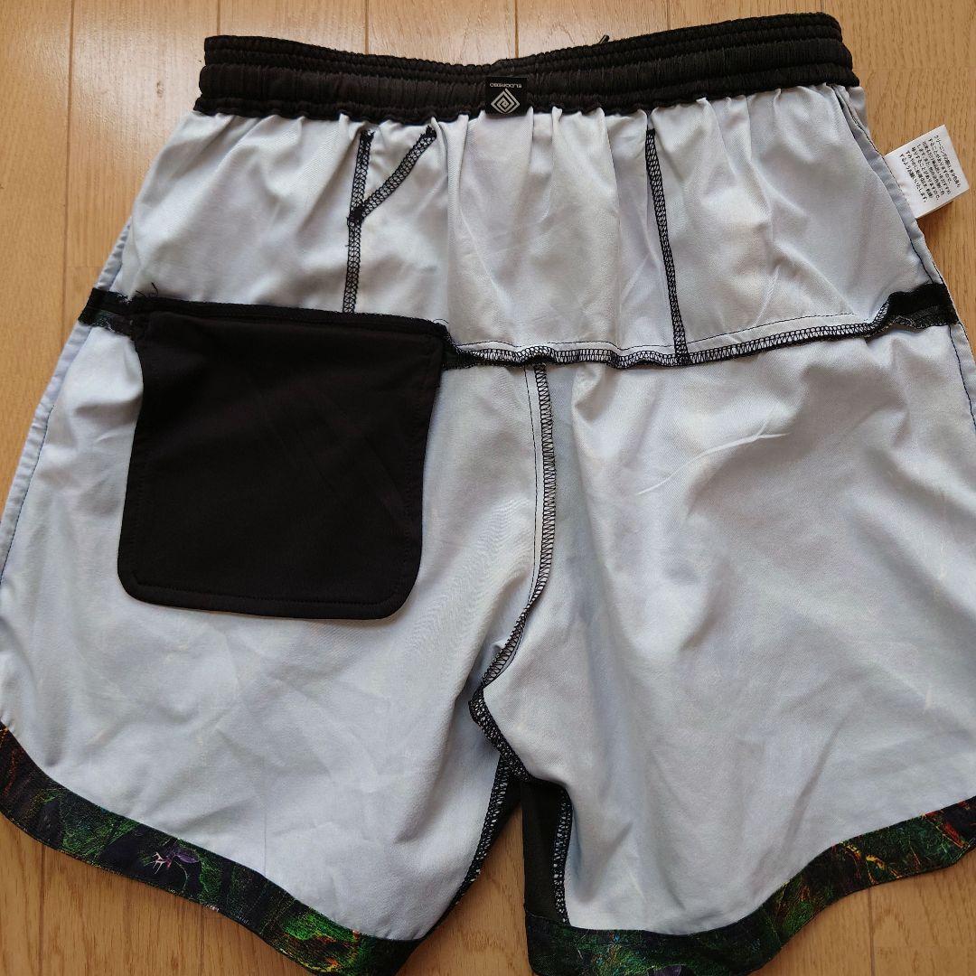 ショートパンツ Sサイズ 緑と青のパターン