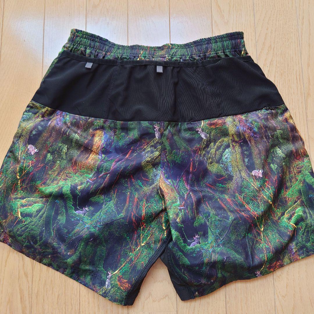 ショートパンツ Sサイズ 緑と青のパターン