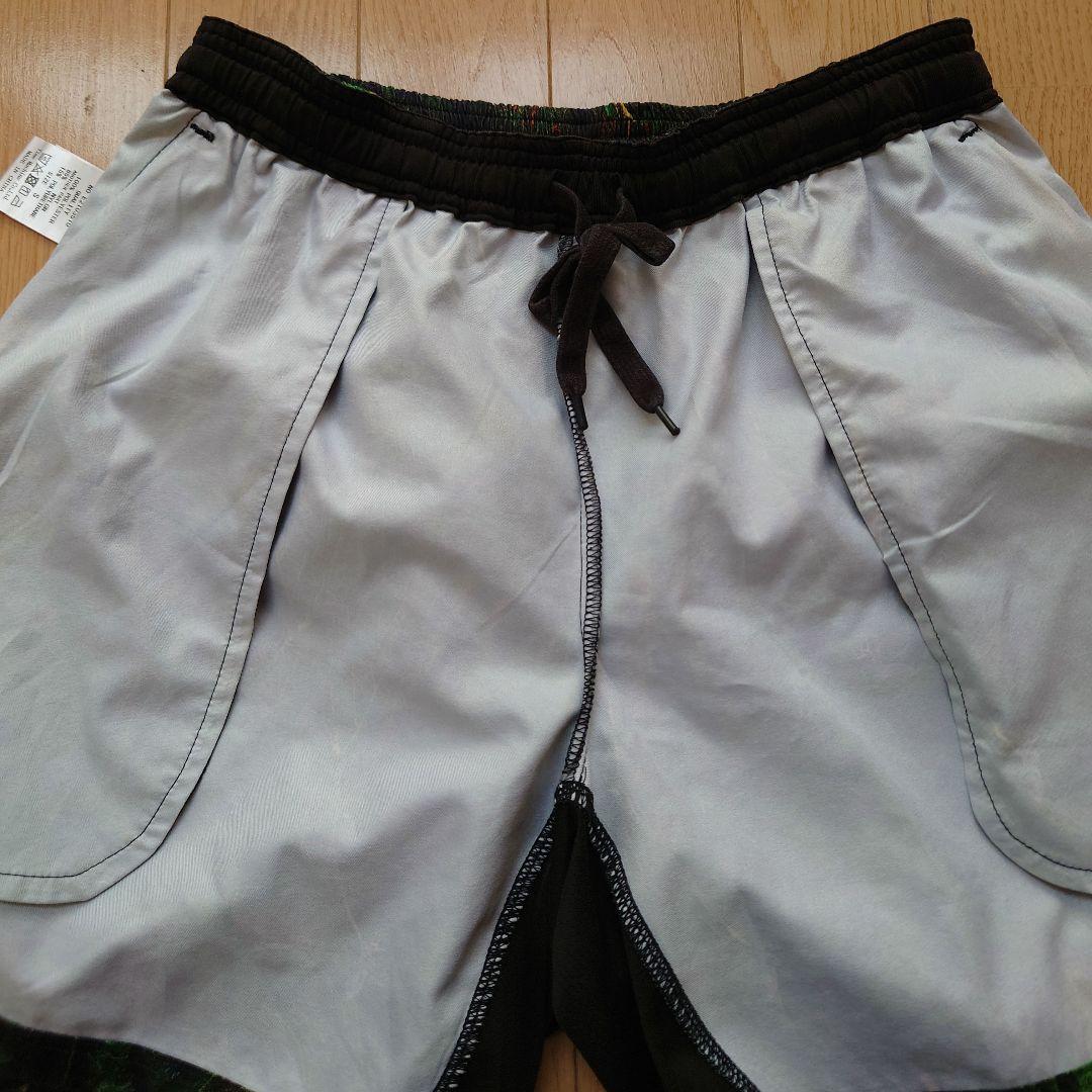 ショートパンツ Sサイズ 緑と青のパターン