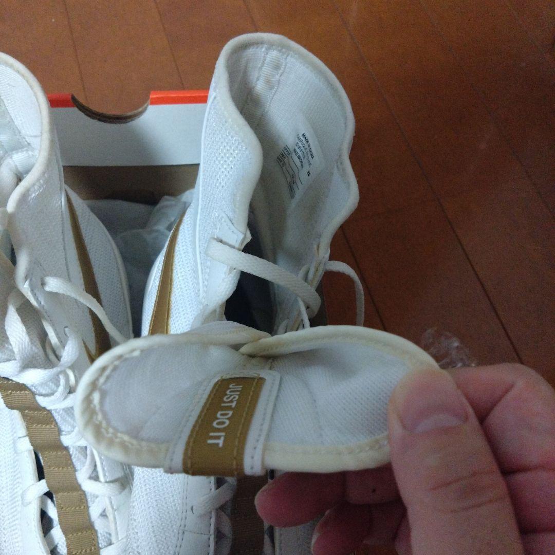 Nike ボクシングシューズ ホワイト/ゴールド