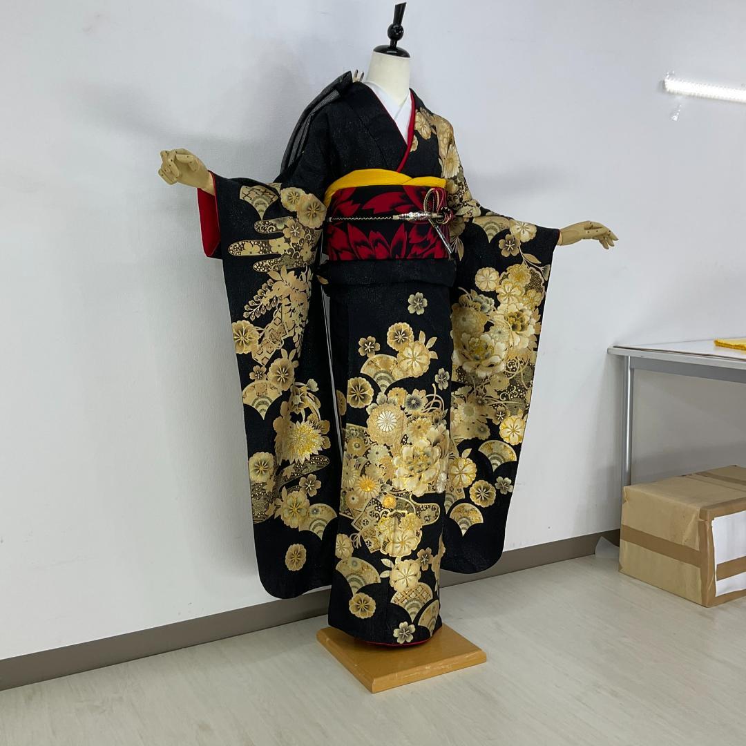 お振袖フルセット　黒×ゴールド　シンプルモダン　LL～トールサイズ　正絹　美品