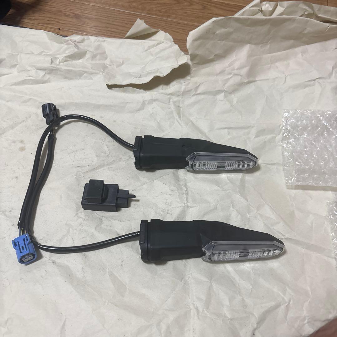 ウィンカー 2本セット 青色コネクタ付き