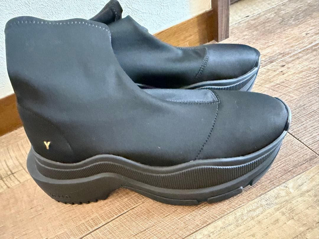 完売品 YELLO ブラックブーツ Mサイズ