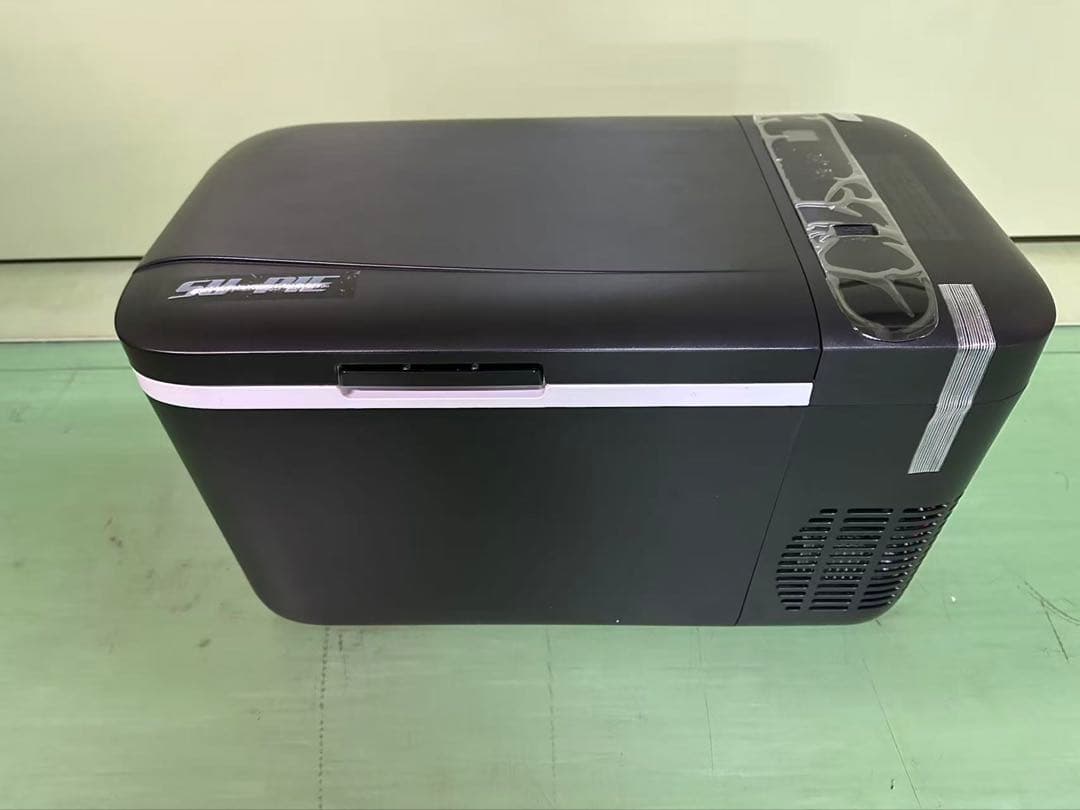 426/22L冷凍庫 車載冷蔵庫 USB給電可能