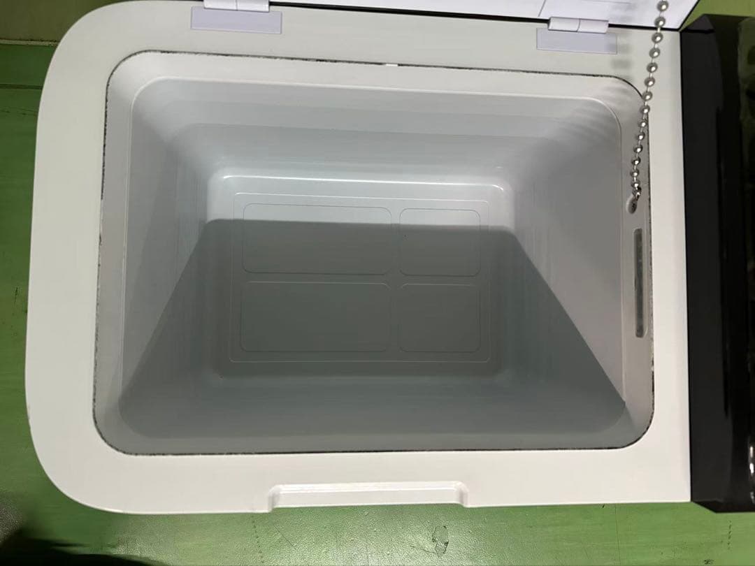 426/22L冷凍庫 車載冷蔵庫 USB給電可能