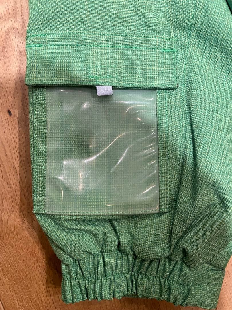 DESCENTE 子ども用　スキーウェア 上下セット　美品　160