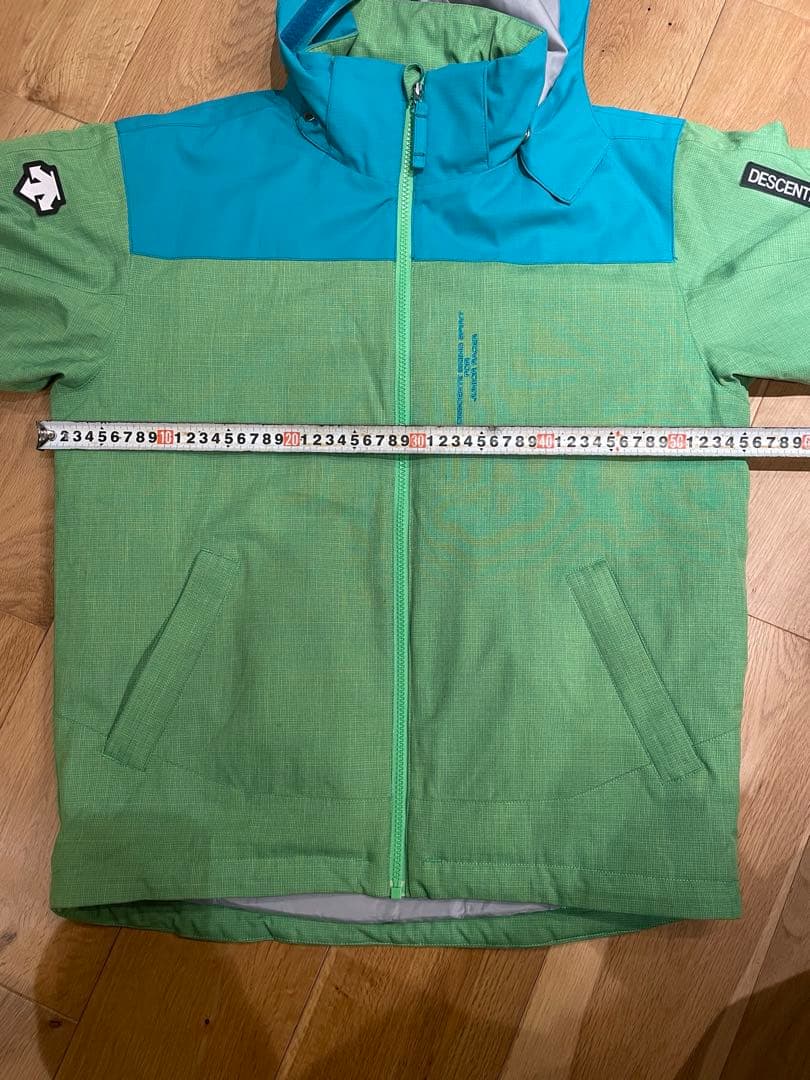 DESCENTE 子ども用　スキーウェア 上下セット　美品　160