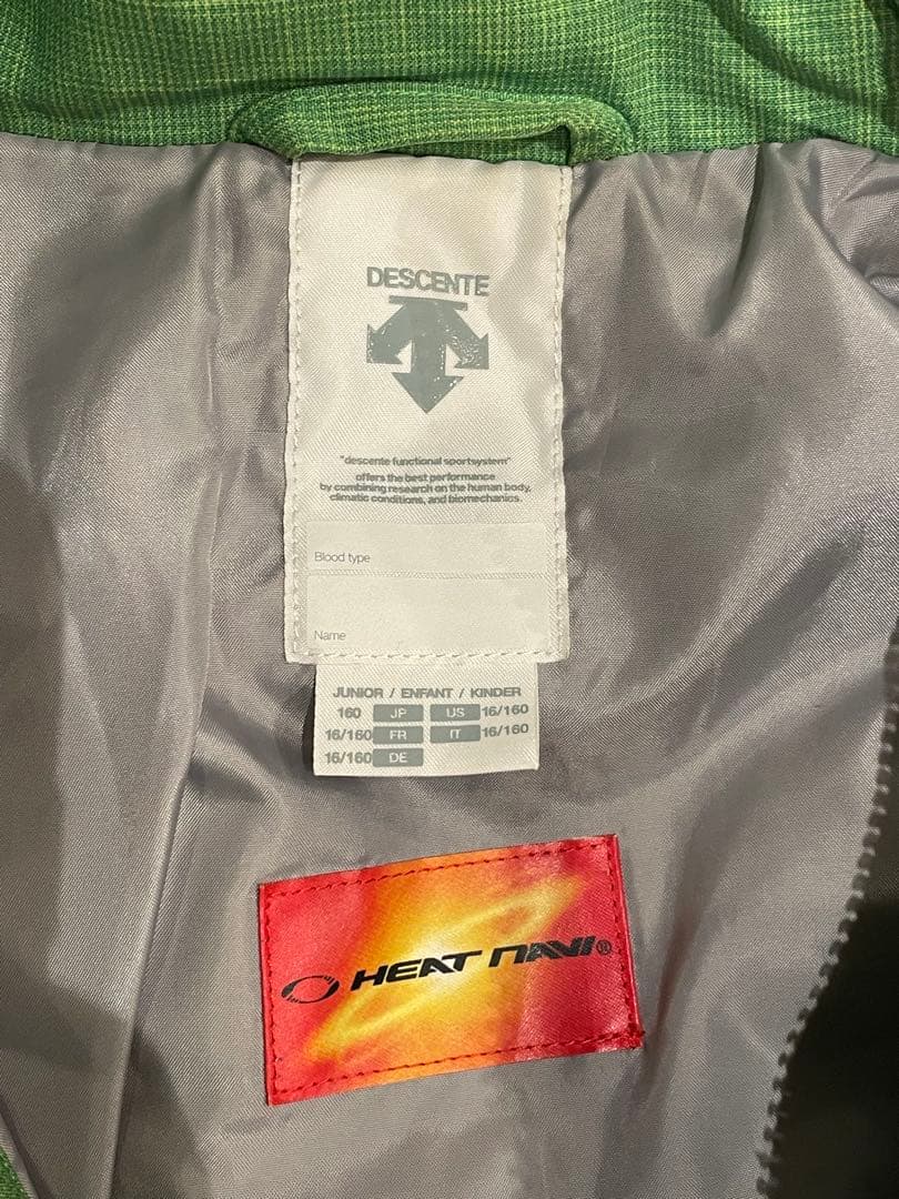 DESCENTE 子ども用　スキーウェア 上下セット　美品　160