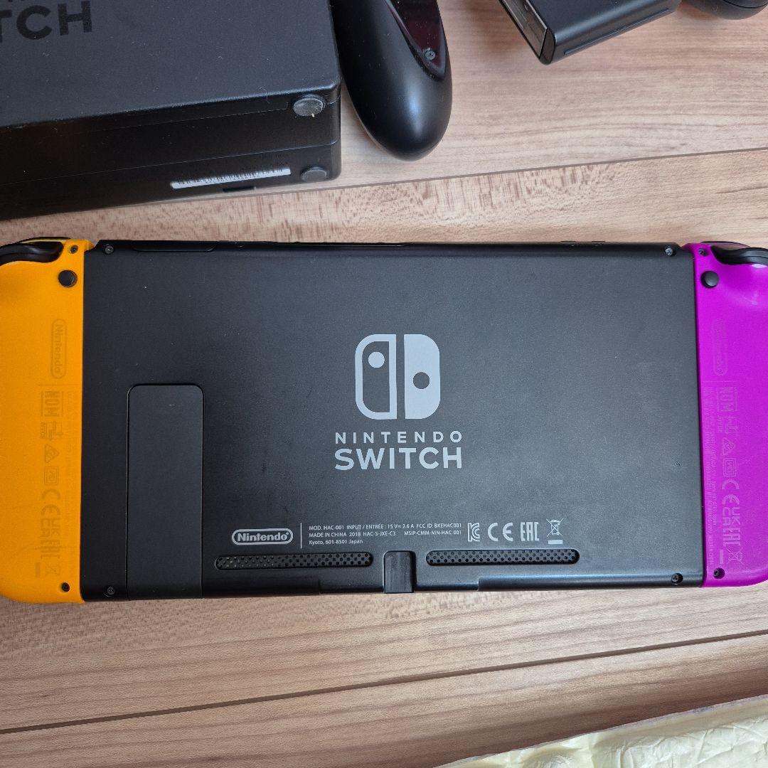 Nintendo Switch 本体 ネオンオレンジ・ネオンパープル