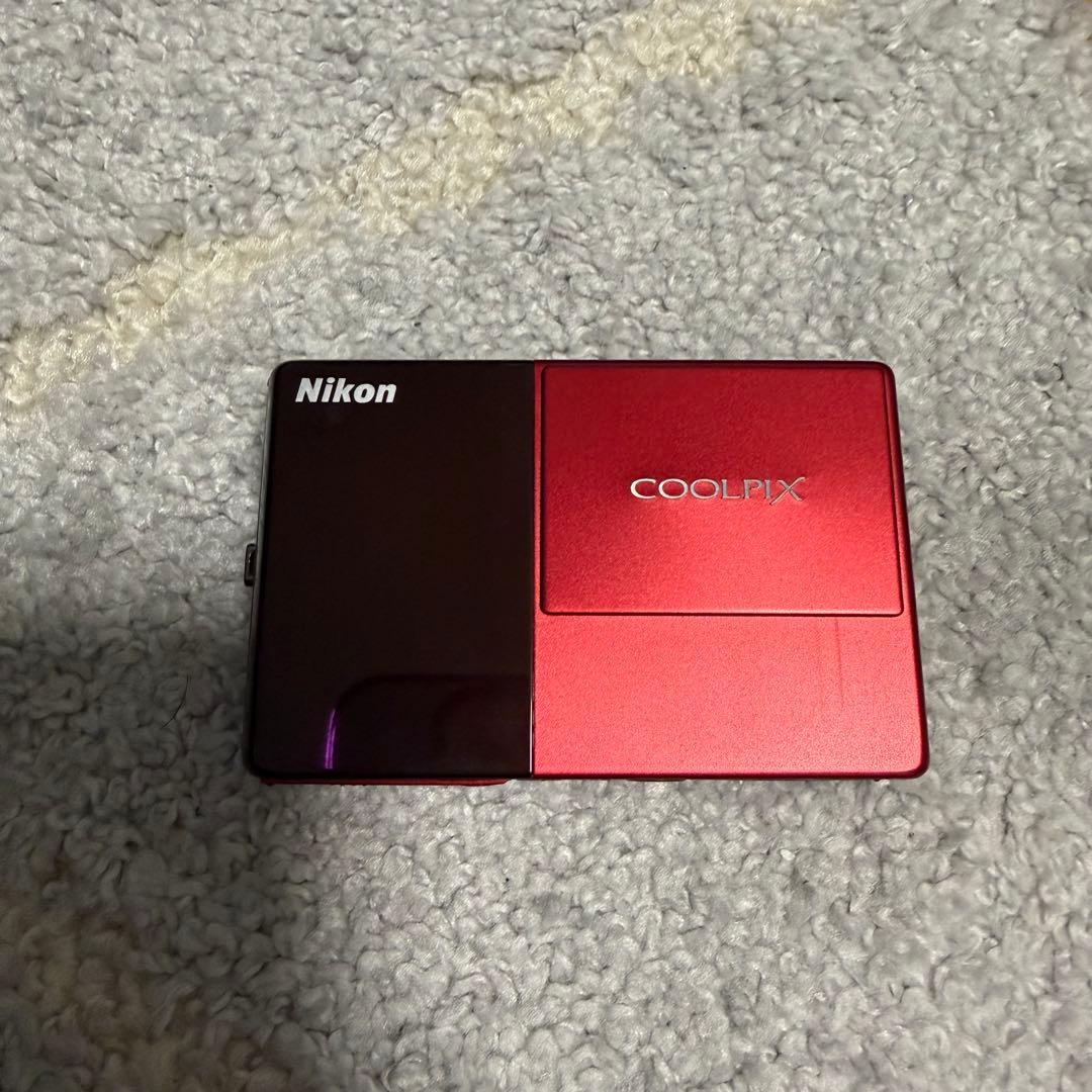 動作未確認　Nikon ニコン　COOLPIX S70 赤 デジタルカメラ