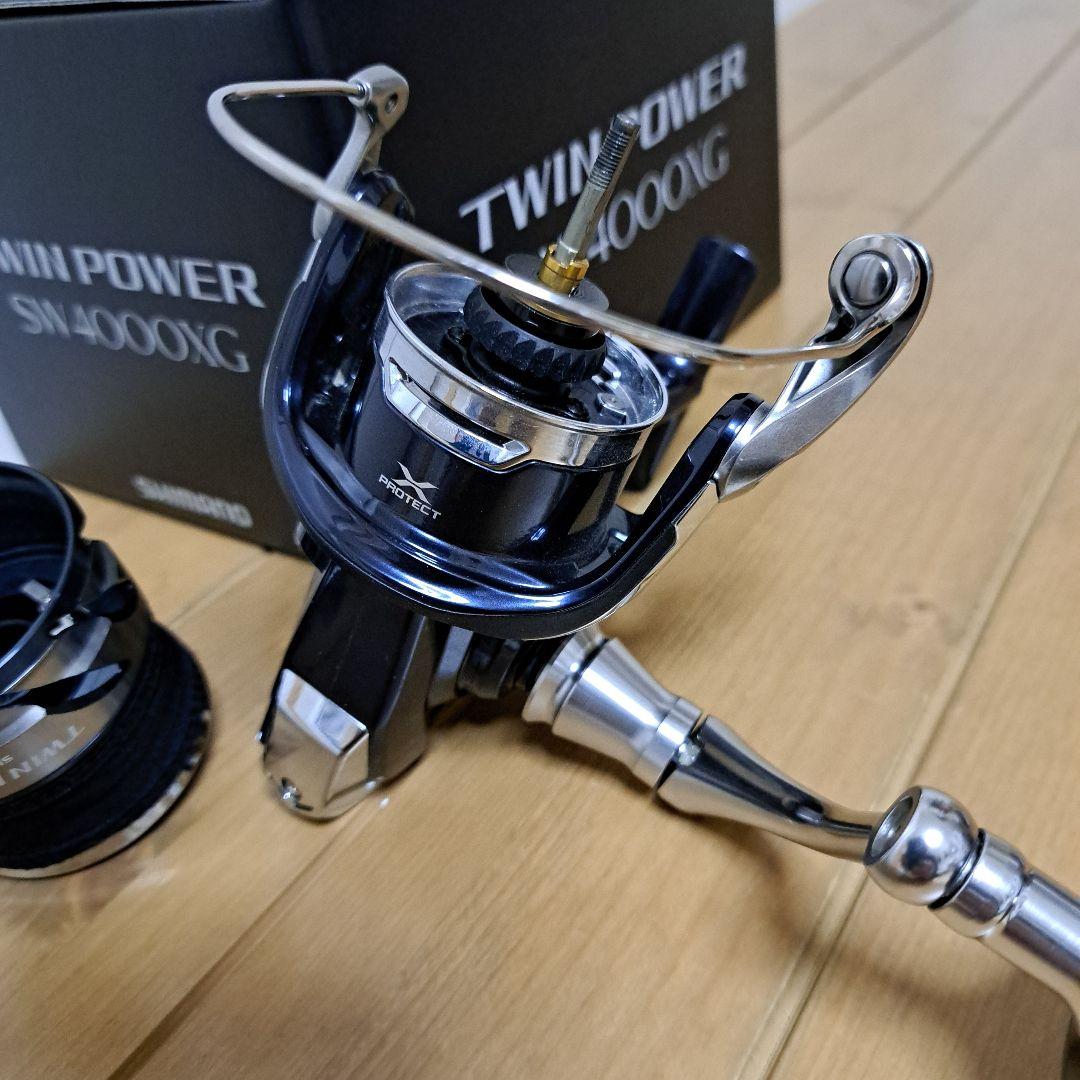21 TWIN POWER SW4000XG スピニングリール