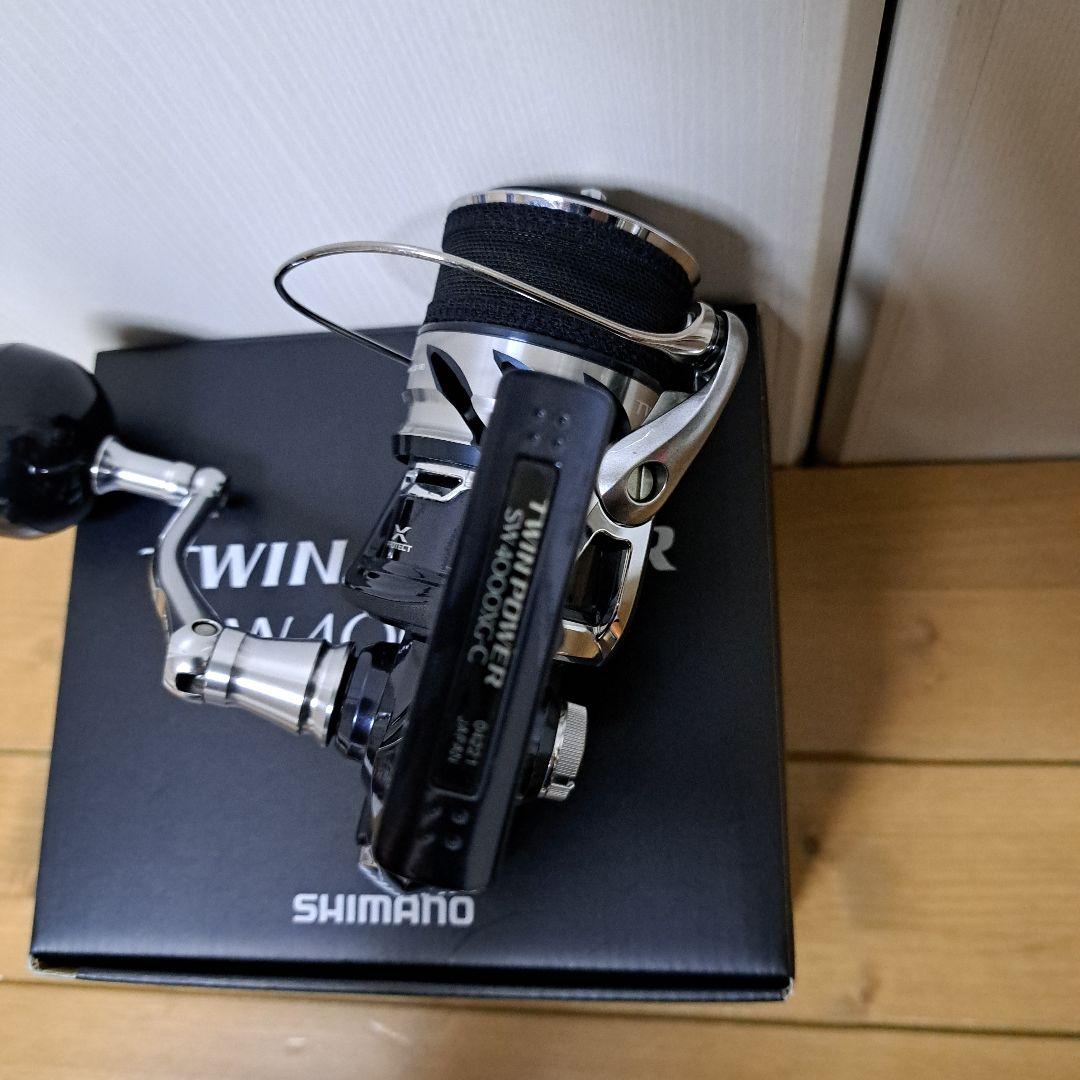 21 TWIN POWER SW4000XG スピニングリール