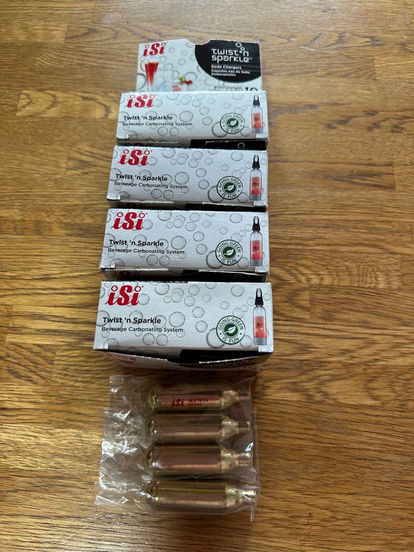 【ヒロよし】iSi ツイスパソーダ＆新品カートリッジ54個 炭酸水メーカー