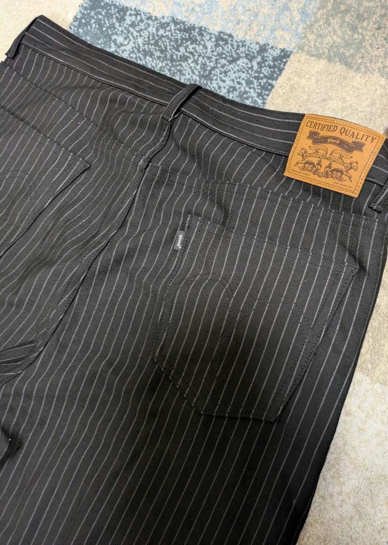【美品】　glamb グラム　Poly pants ポリーパンツ　ストライプ　黒