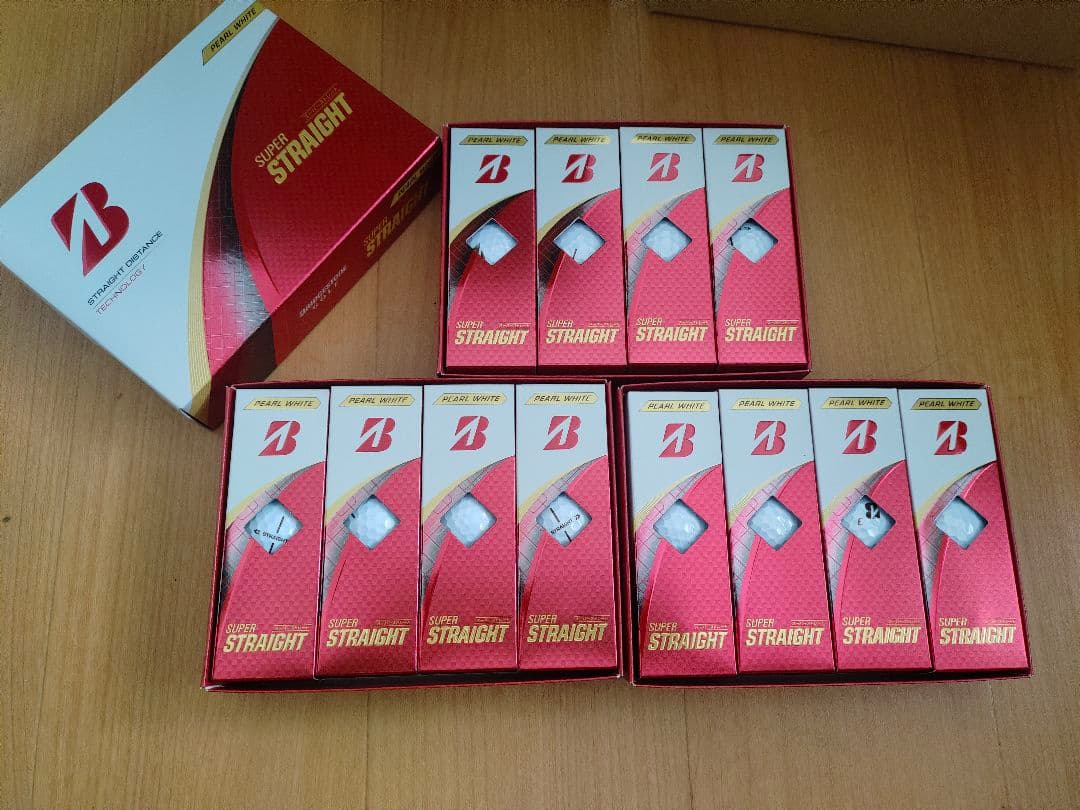 BRIDGESTONEゴルフボールSUPER STRAIGHT2025年モデル