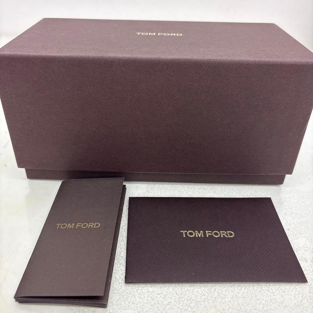 TOM FORD サングラス Alicia 52F 59□15 140