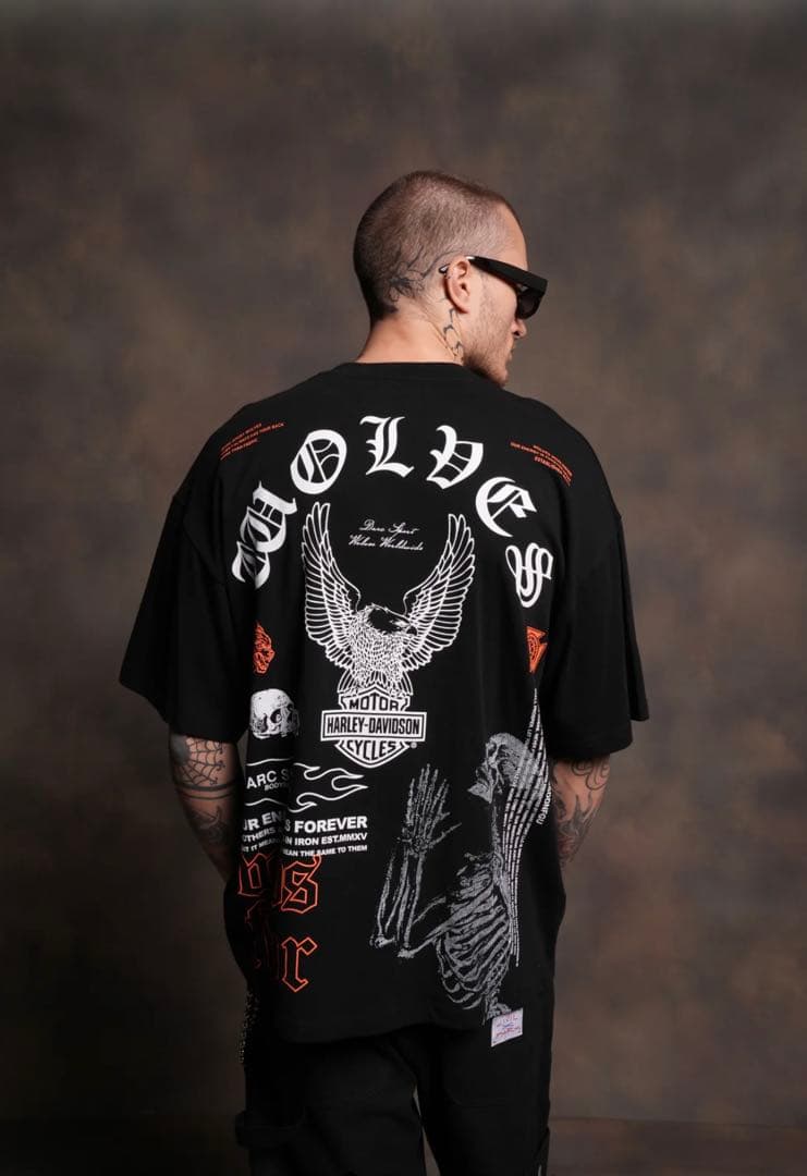 Wolves グラフィックオーバーサイズTシャツ ブラック