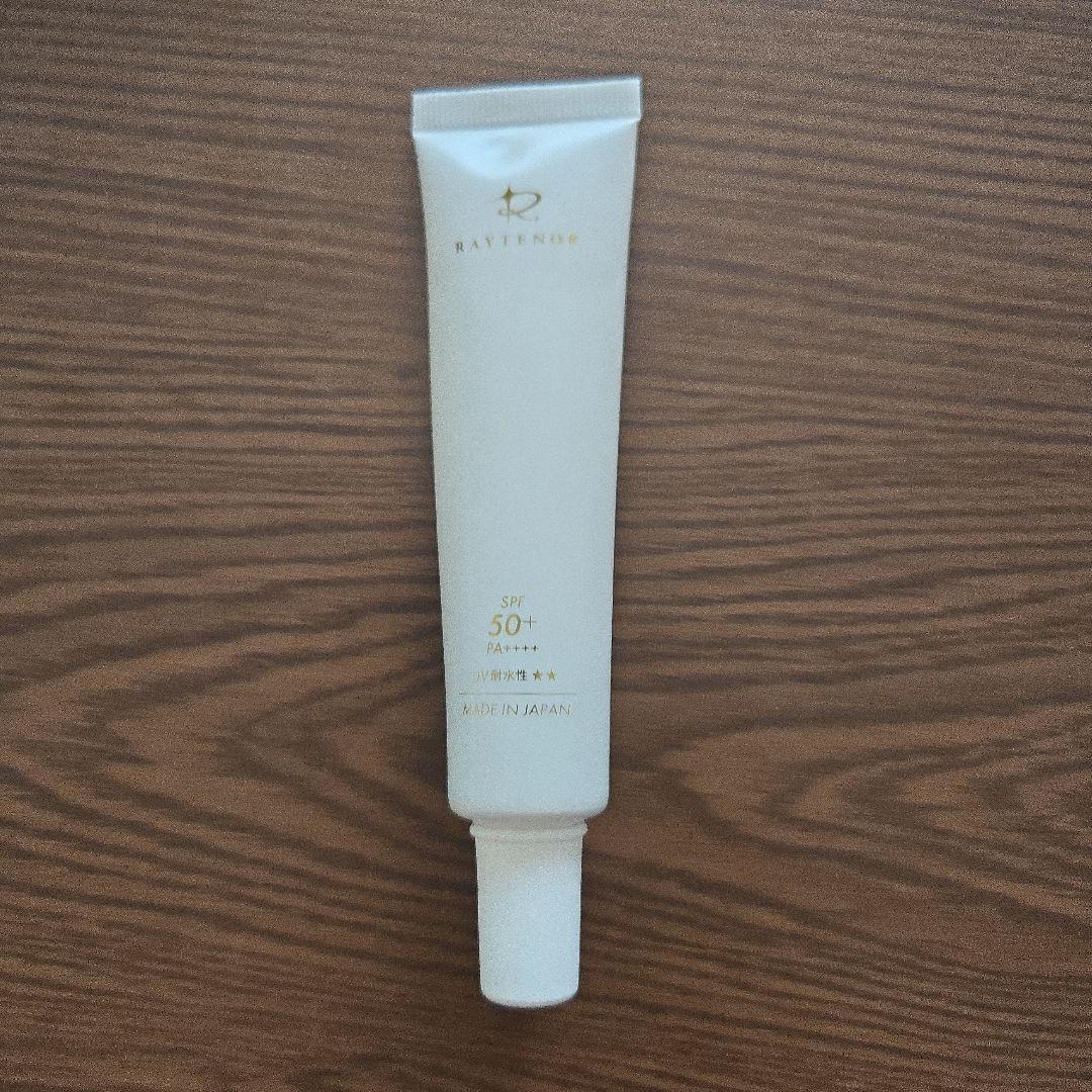 レイテノール薬用UVクリーム SPF+++ 50+