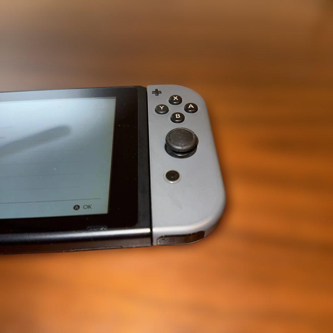 Nintendo　Switch本体　グレー　美品