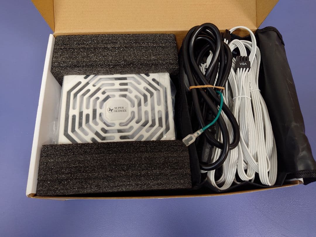 電源ユニット SUPER FLOWER LEADEX SE PLATINUM 1000W