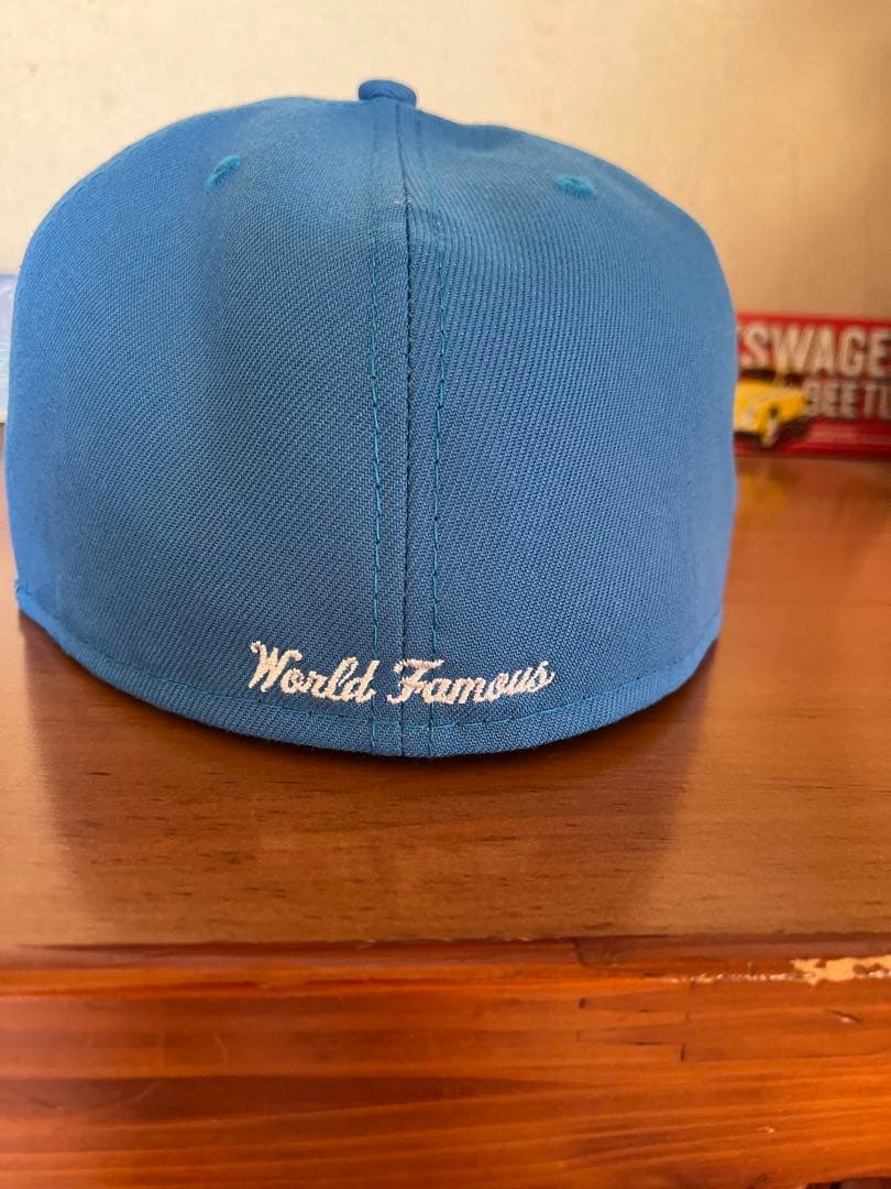supreme xニューエラ22ss マネーBOXロゴキャップ　ブルー