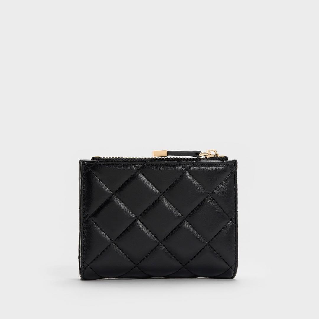 CHARLES & KEITH アルヴァ キルティング スモールウォレット