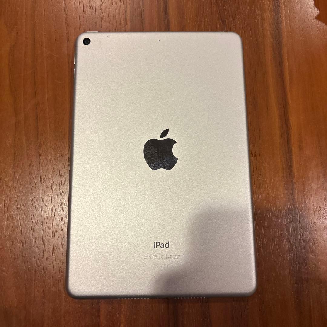 Apple iPad mini 5 64GB Wi-Fi シルバー