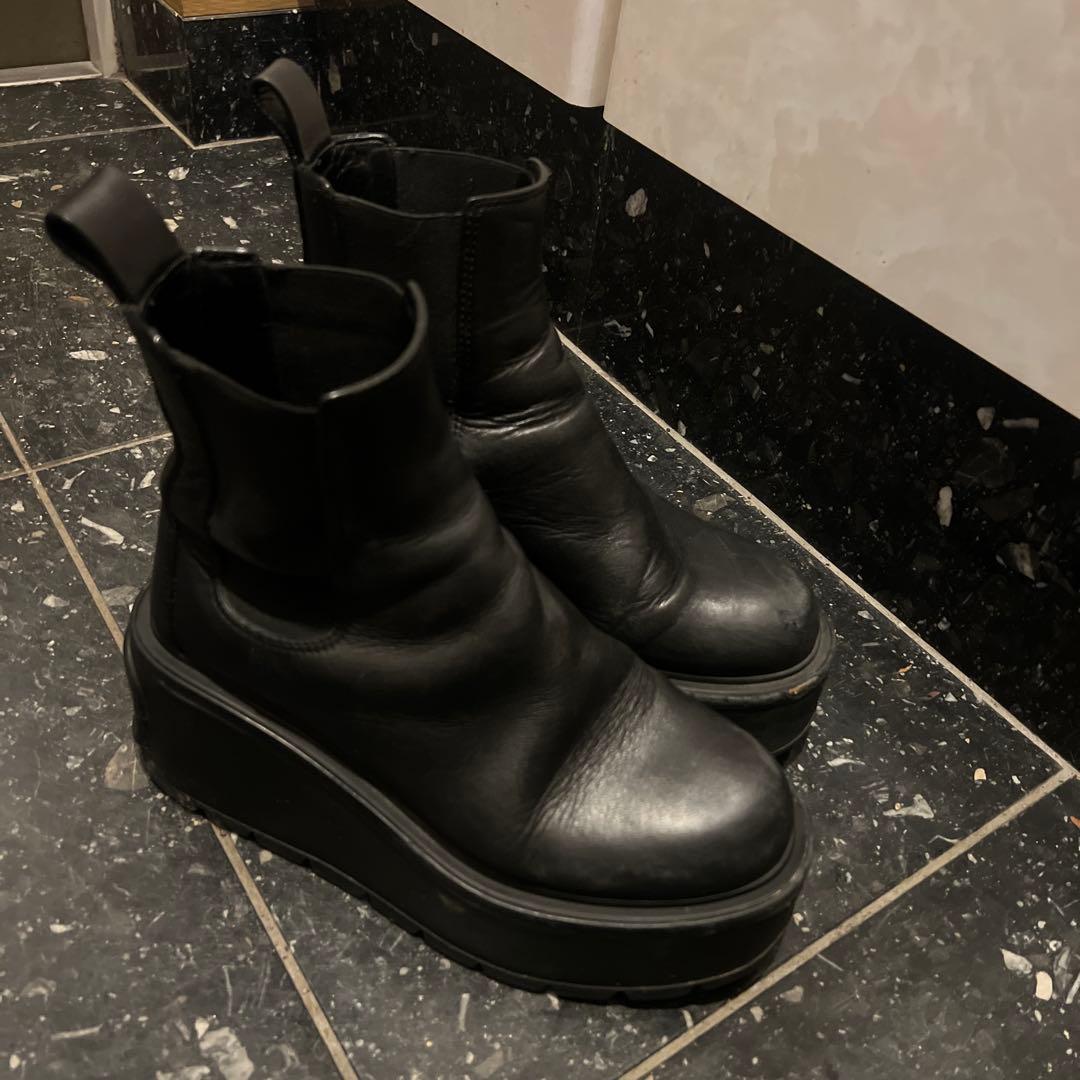 Valentino 厚底　チェルシーブーツ
