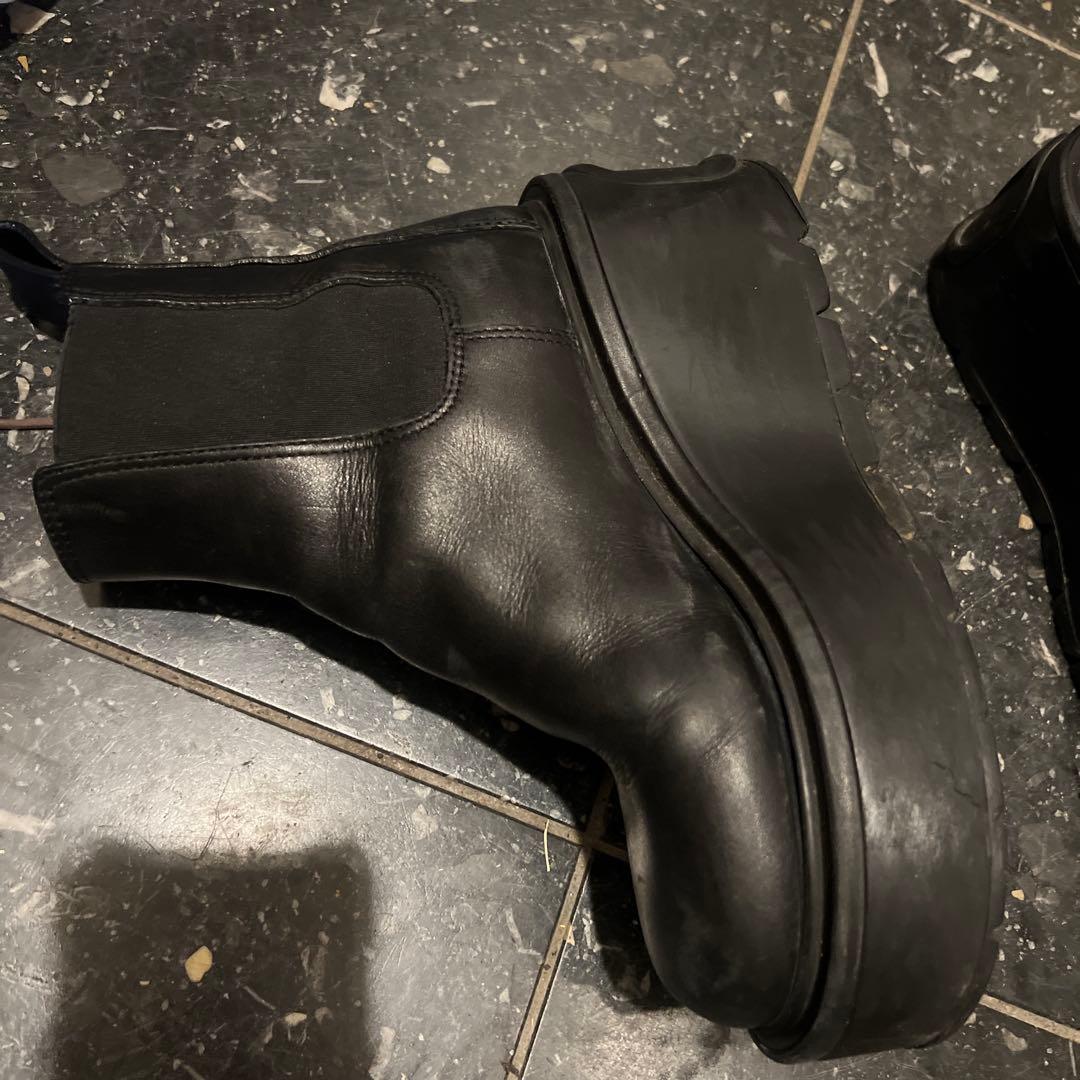 Valentino 厚底　チェルシーブーツ
