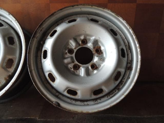 T225　15インチ　スチールホイール　4枚　15×6JJ　114.3×5