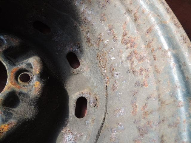 T225　15インチ　スチールホイール　4枚　15×6JJ　114.3×5
