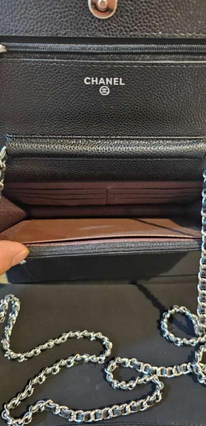 CHANEL ノベルティブラック レザー ウォレットショルダーバッグ