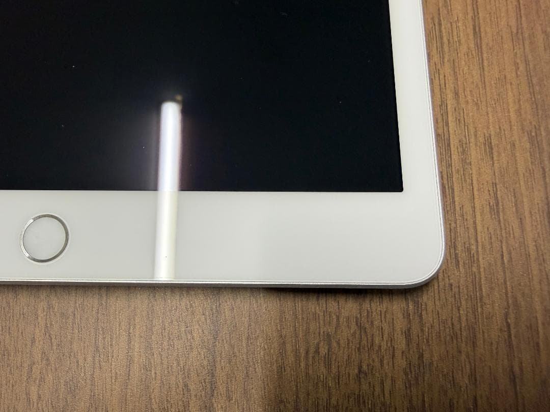 【4年間使用】iPad無印 第8世代 (A2270) Wi-Fi 32GB