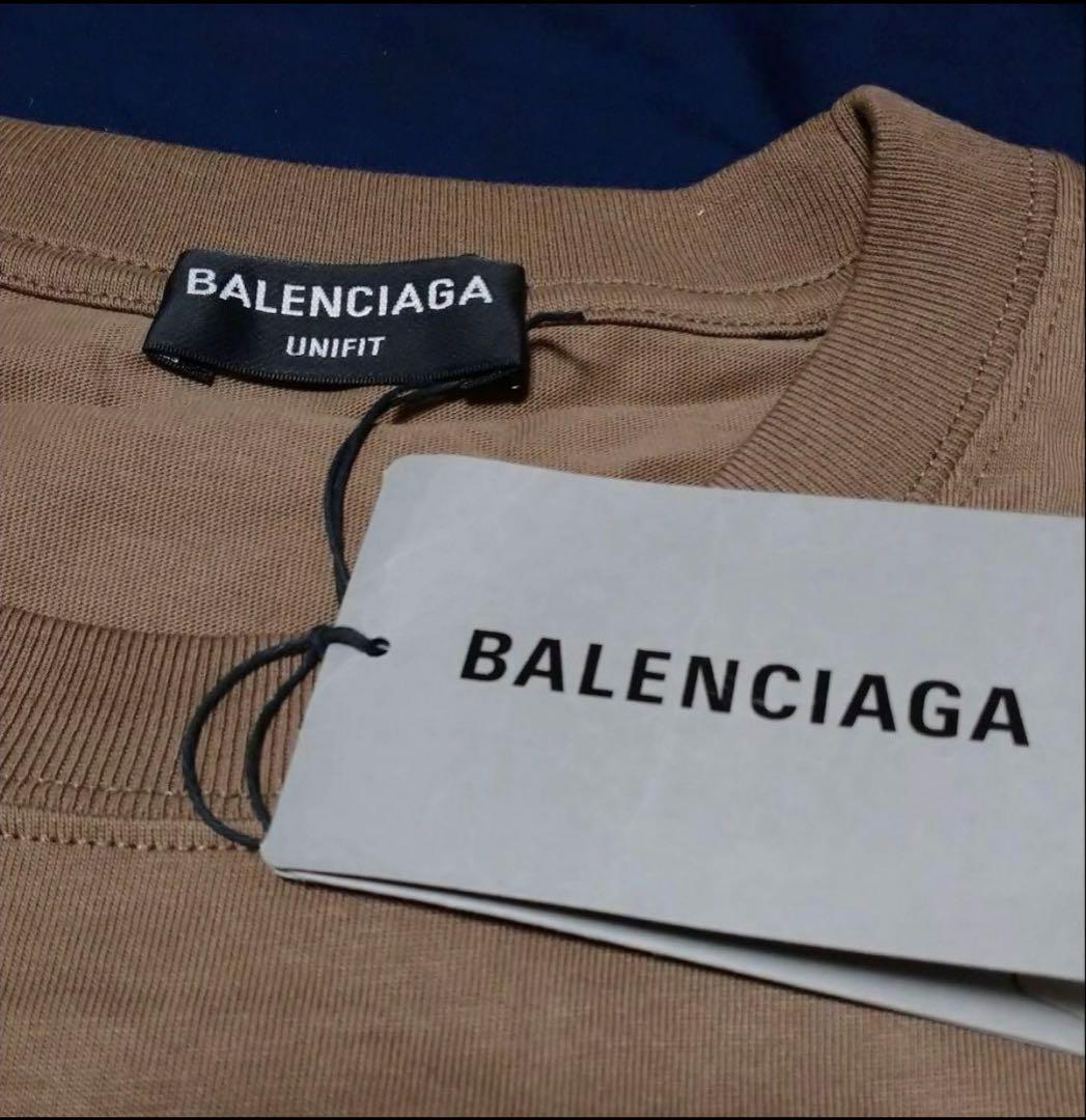 Balenciaga Tシャツ