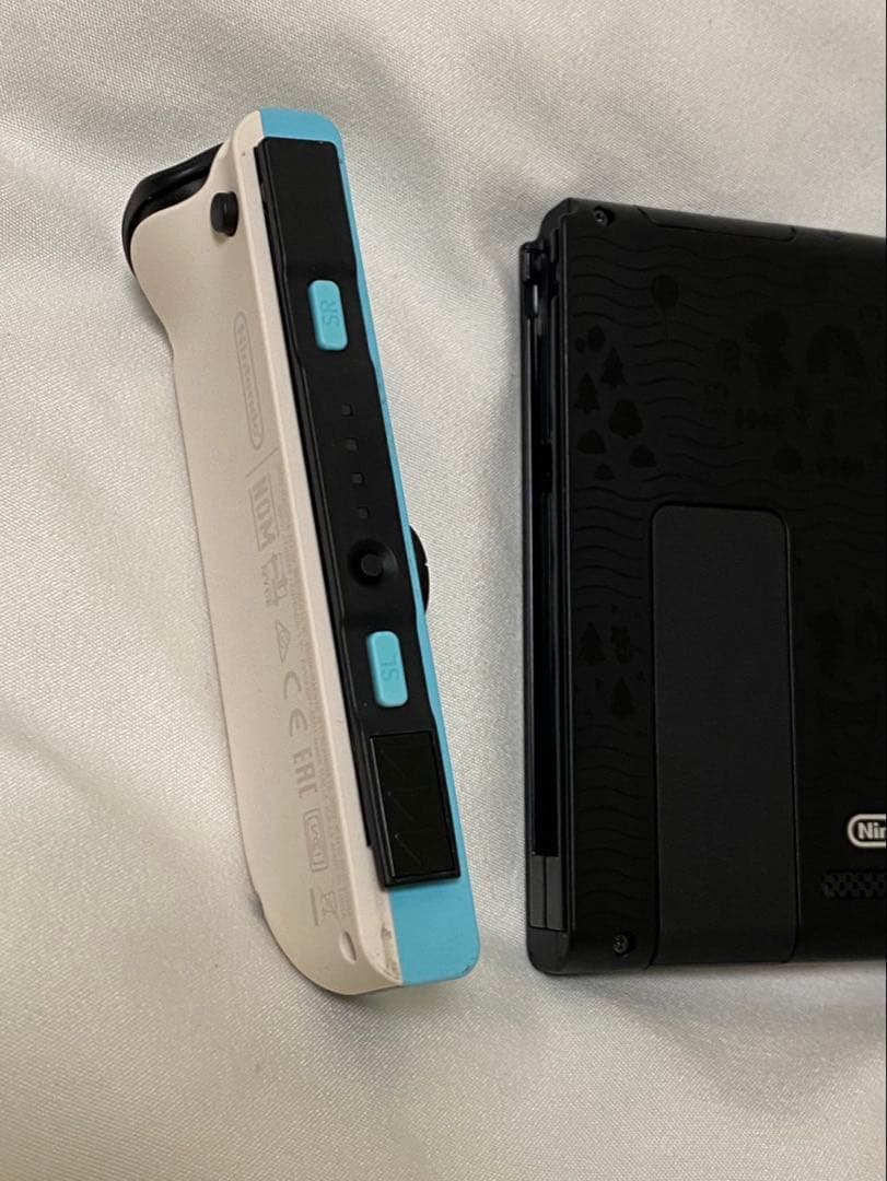 値下げ！Nintendo Switch 本体　あつまれ どうぶつの森デザイン