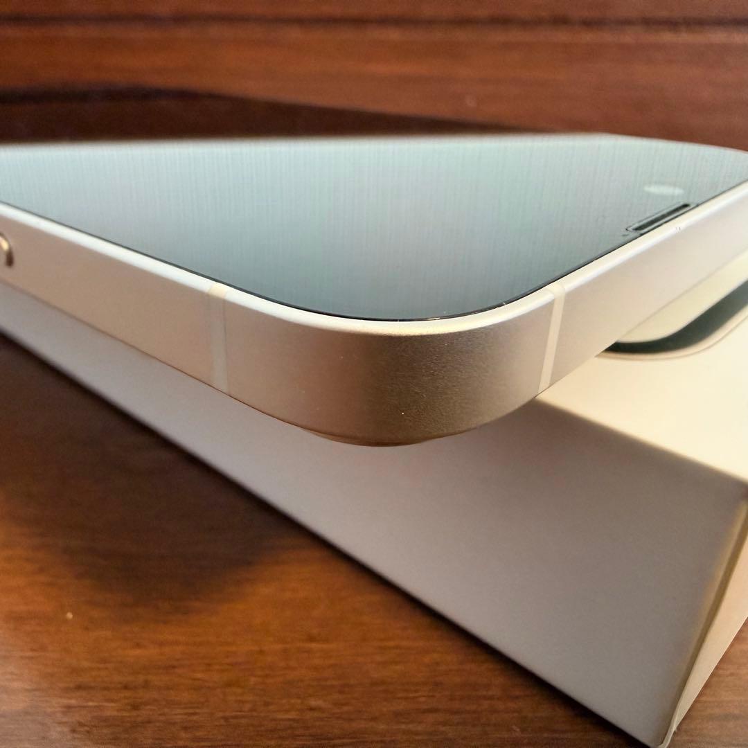 ◆美品◆iPhone14◆スターライト 128GB SIMフリー 箱とコード付き