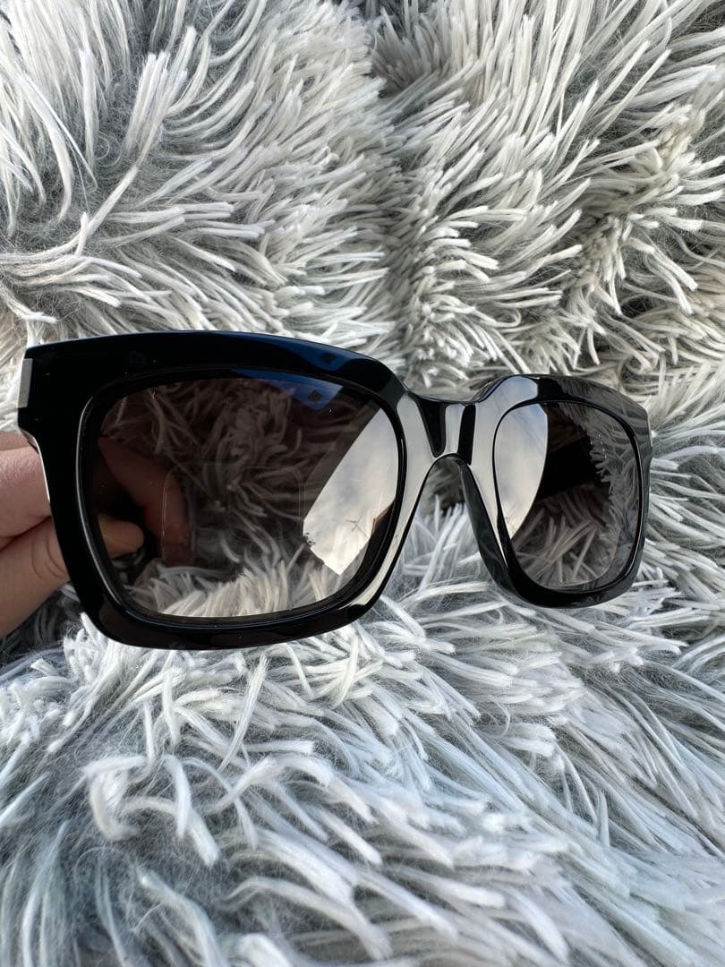 こ*め様 SAINT LAURENT BOLD 1 001