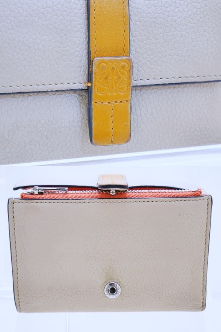 ⭐️美品 　LOEWE ロエベ　スモール バーティカル ウォレット　三つ折り財布