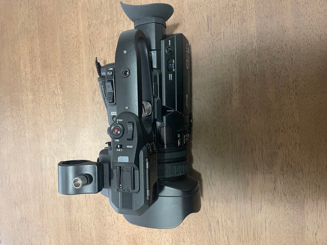 JVC GY-HM185 4K ビデオカメラ
